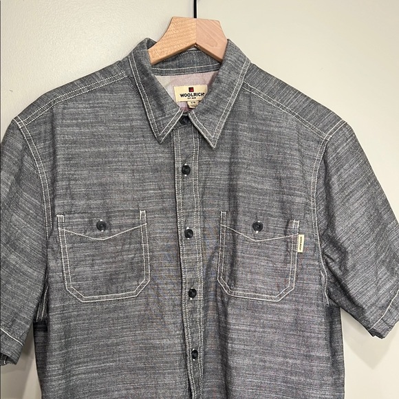 Woolrich Gray Casual Button Down Shirt with Collared Neckline Mens Large - Picture 3 of 7
